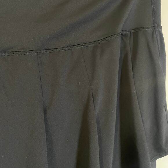 Old Navy Active High-Waisted Powersoft Back Pleated Skort Black Plus Size 4X - Picture 6 of 9